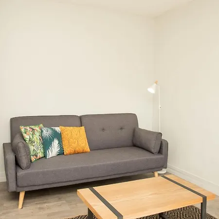 Grand 3 Chambres Dans Le Centre De Apartment Poitiers