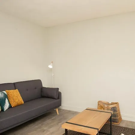Apartment Grand 3 Chambres Dans Le Centre De Poitiers
