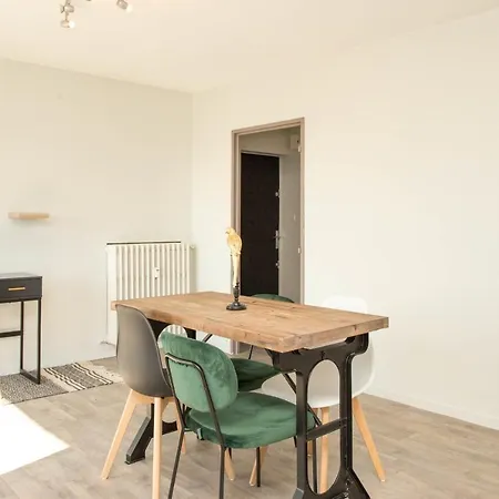 Grand 3 Chambres Dans Le Centre De Apartment *