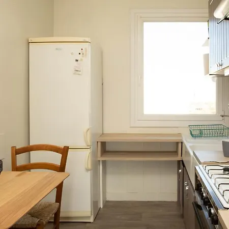 Grand 3 Chambres Dans Le Centre De Apartment
